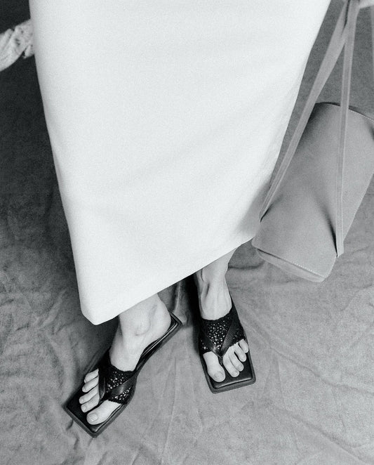 Tatami Thongs