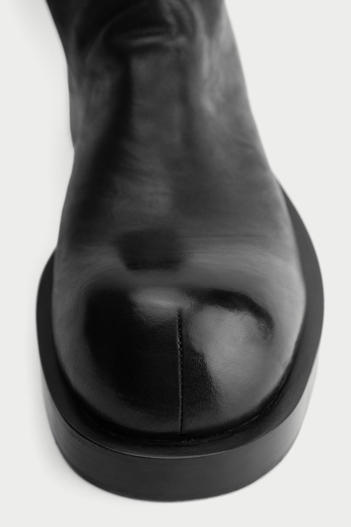DATE BOOTS