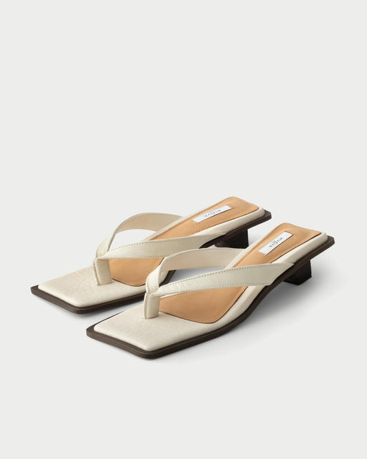 Tatami Thongs
