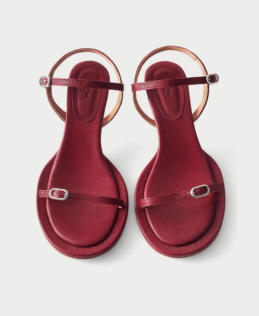 TRACE SANDALS