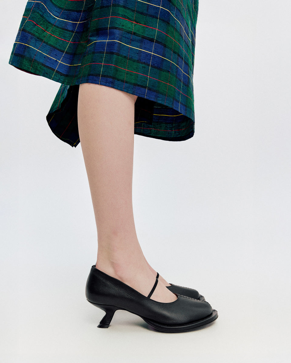 CLOCK SHOES