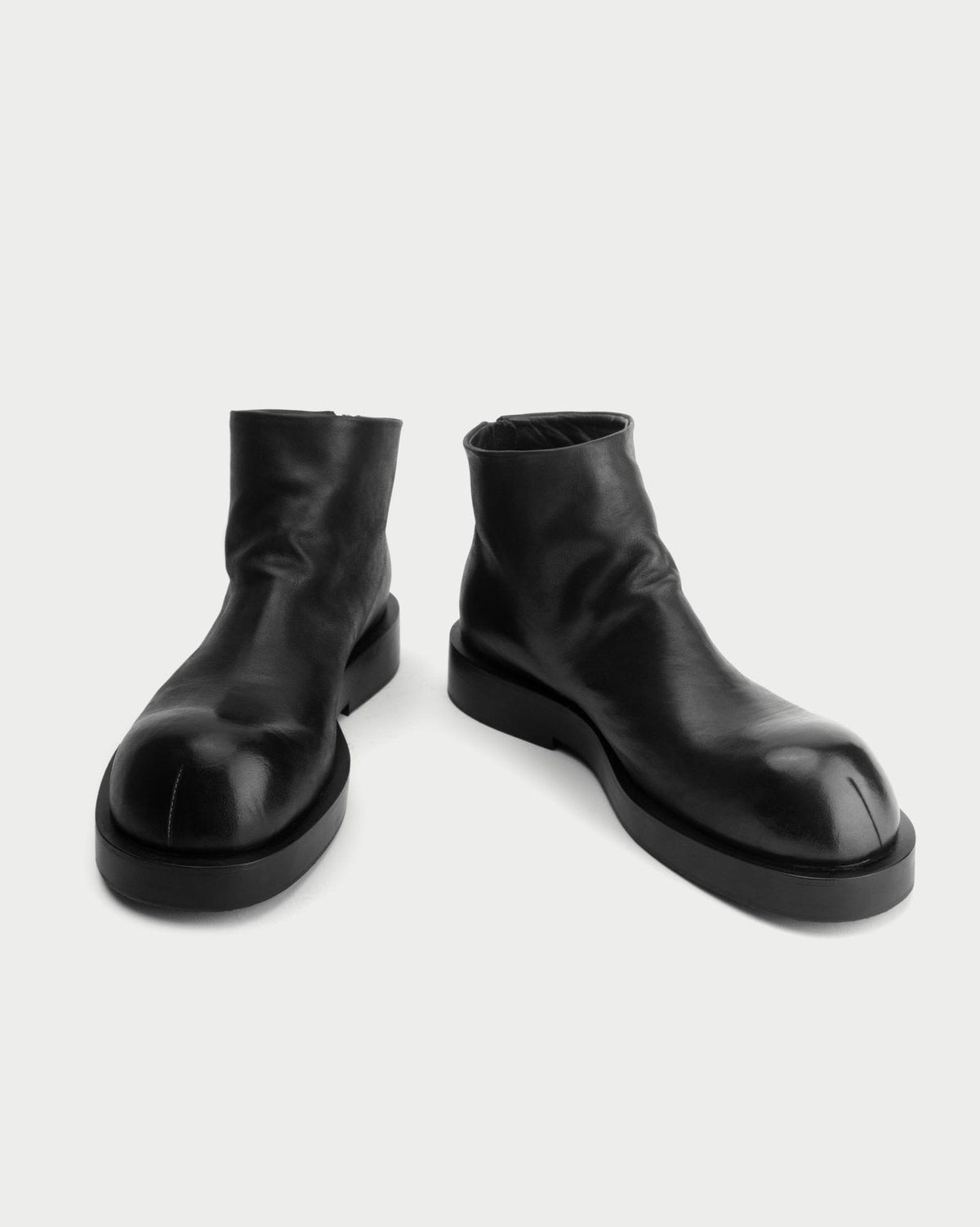 DATE BOOTS