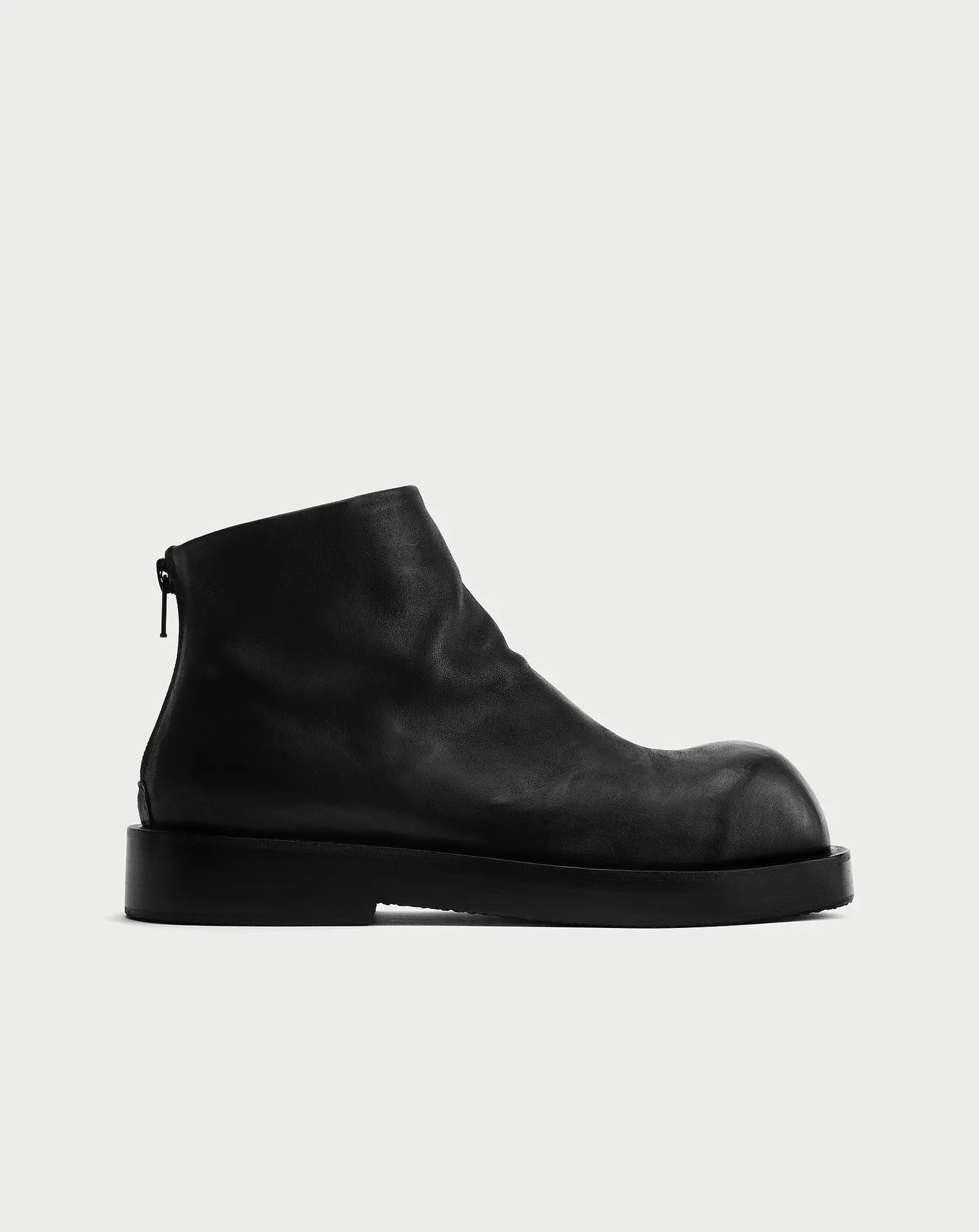 DATE BOOTS