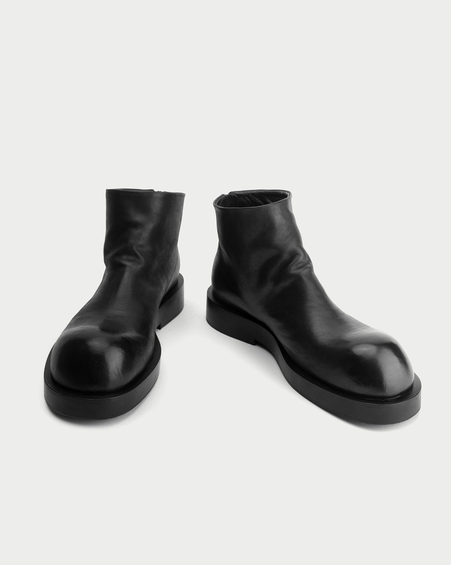 DATE BOOTS