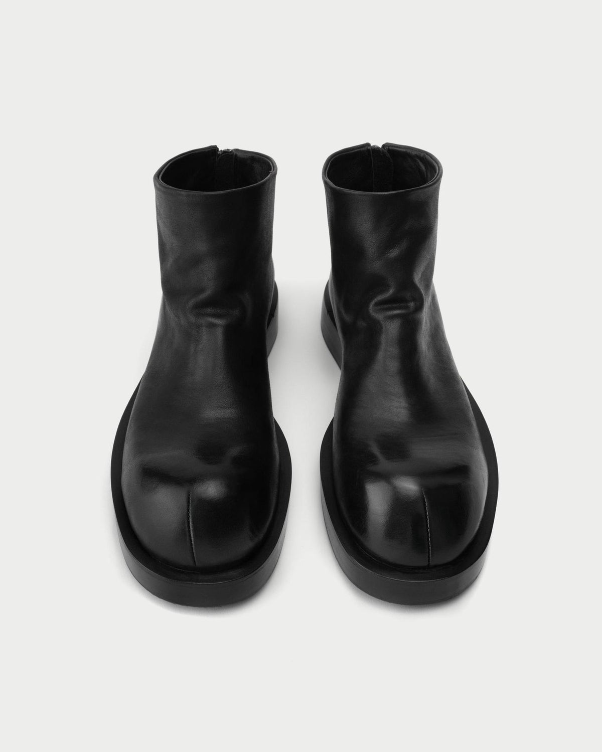 DATE BOOTS
