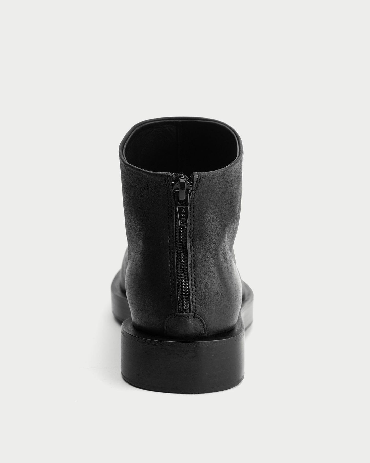 DATE BOOTS