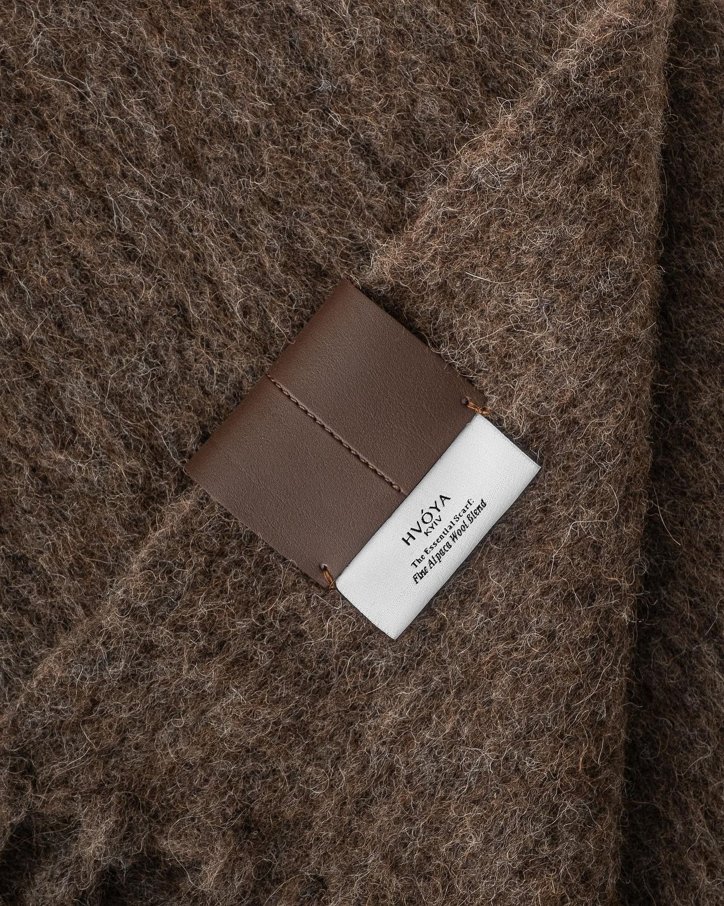 THE ESSENTIAL SCARF