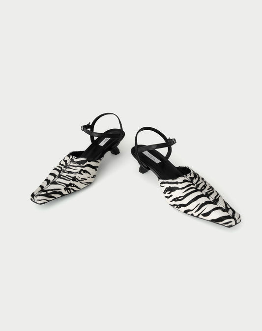 SAVARA SLINGBACKS