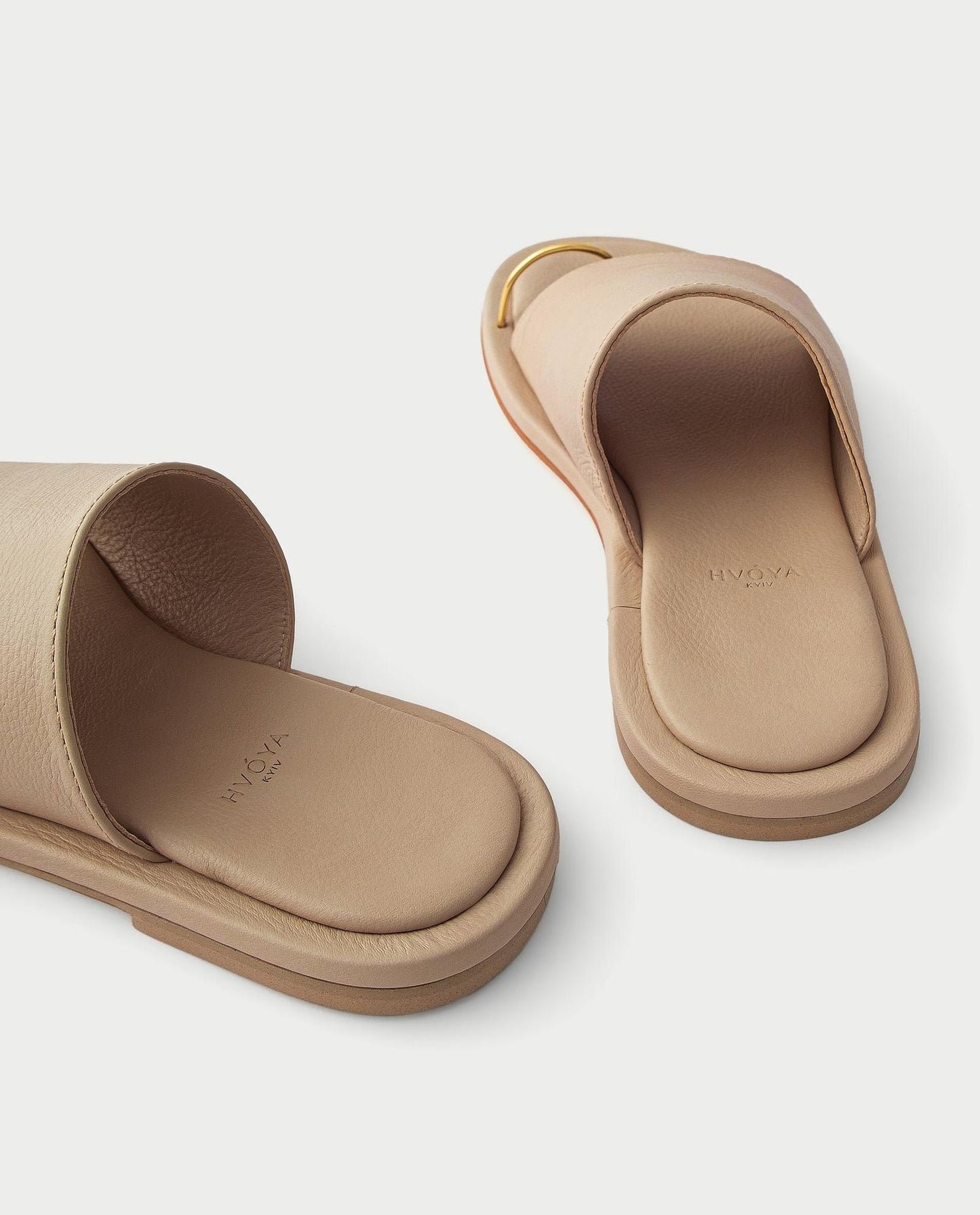 RING FLIP FLOP