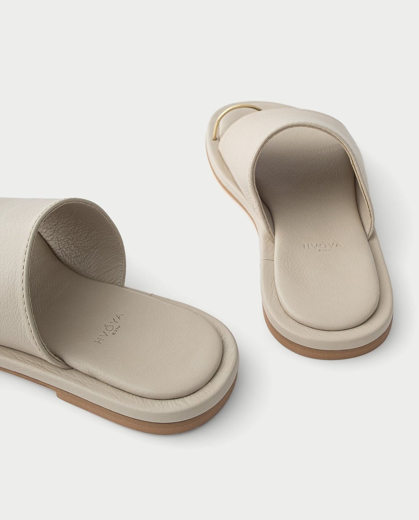 RING FLIP FLOP
