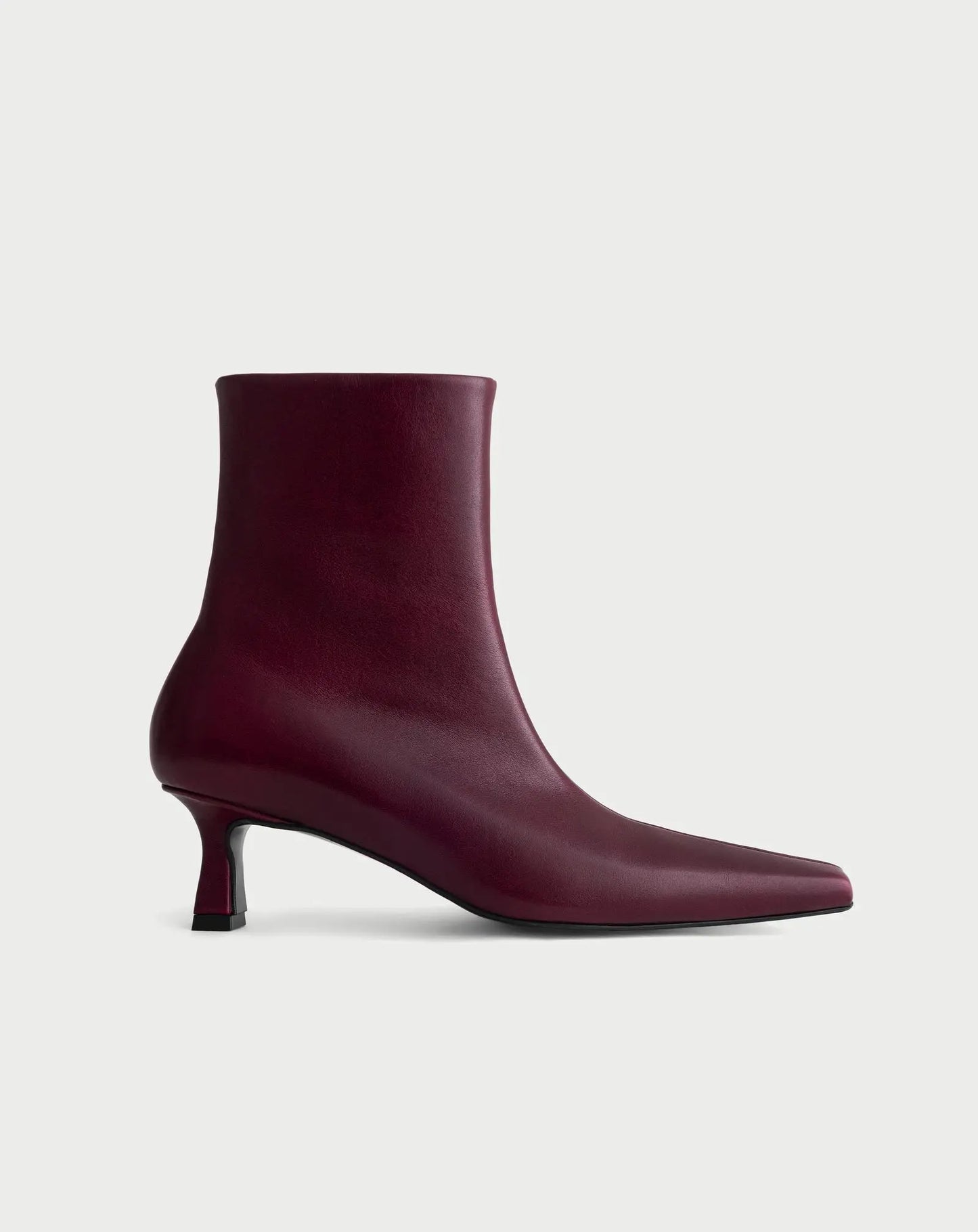 KRIS BOOTS