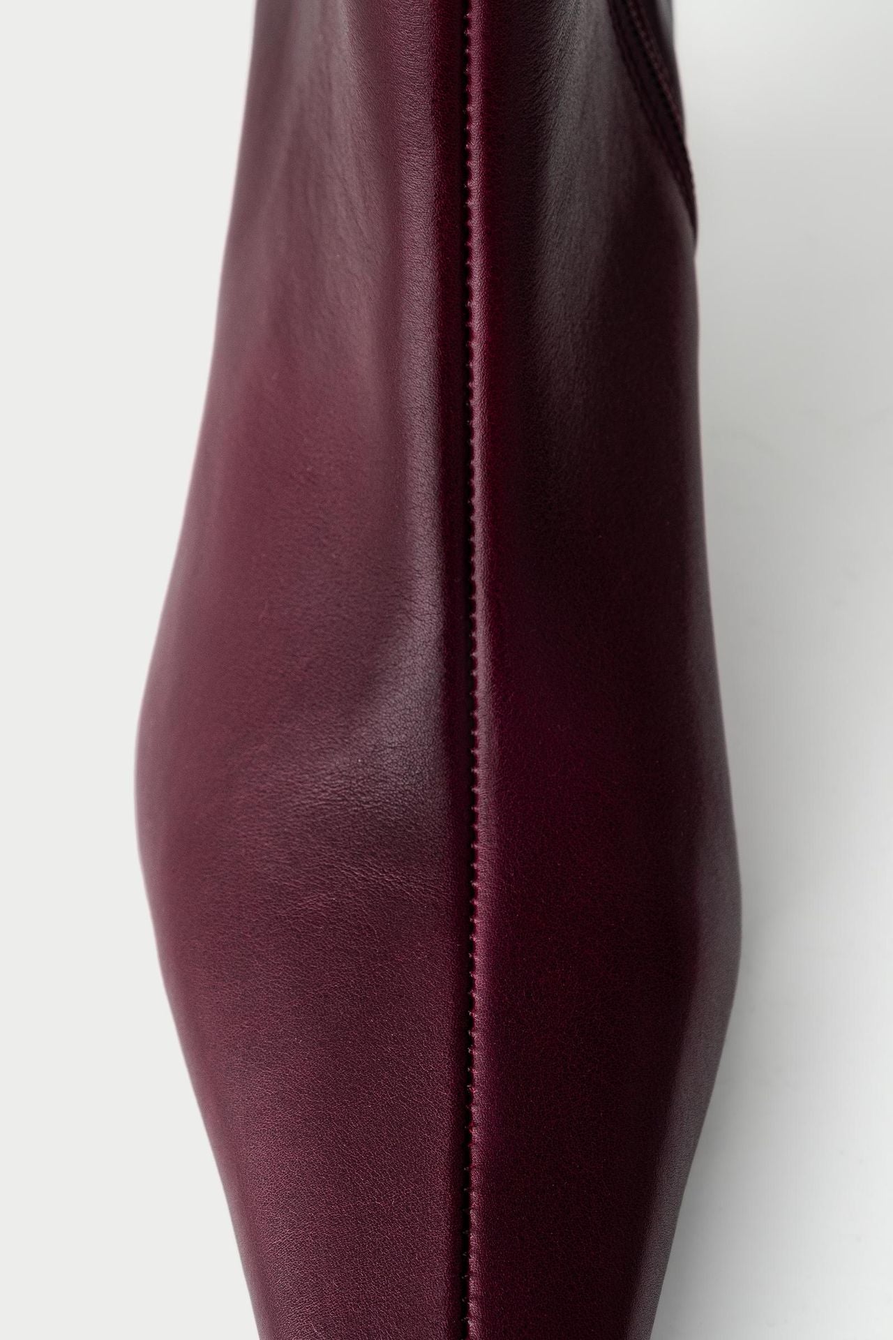 KRIS BOOTS