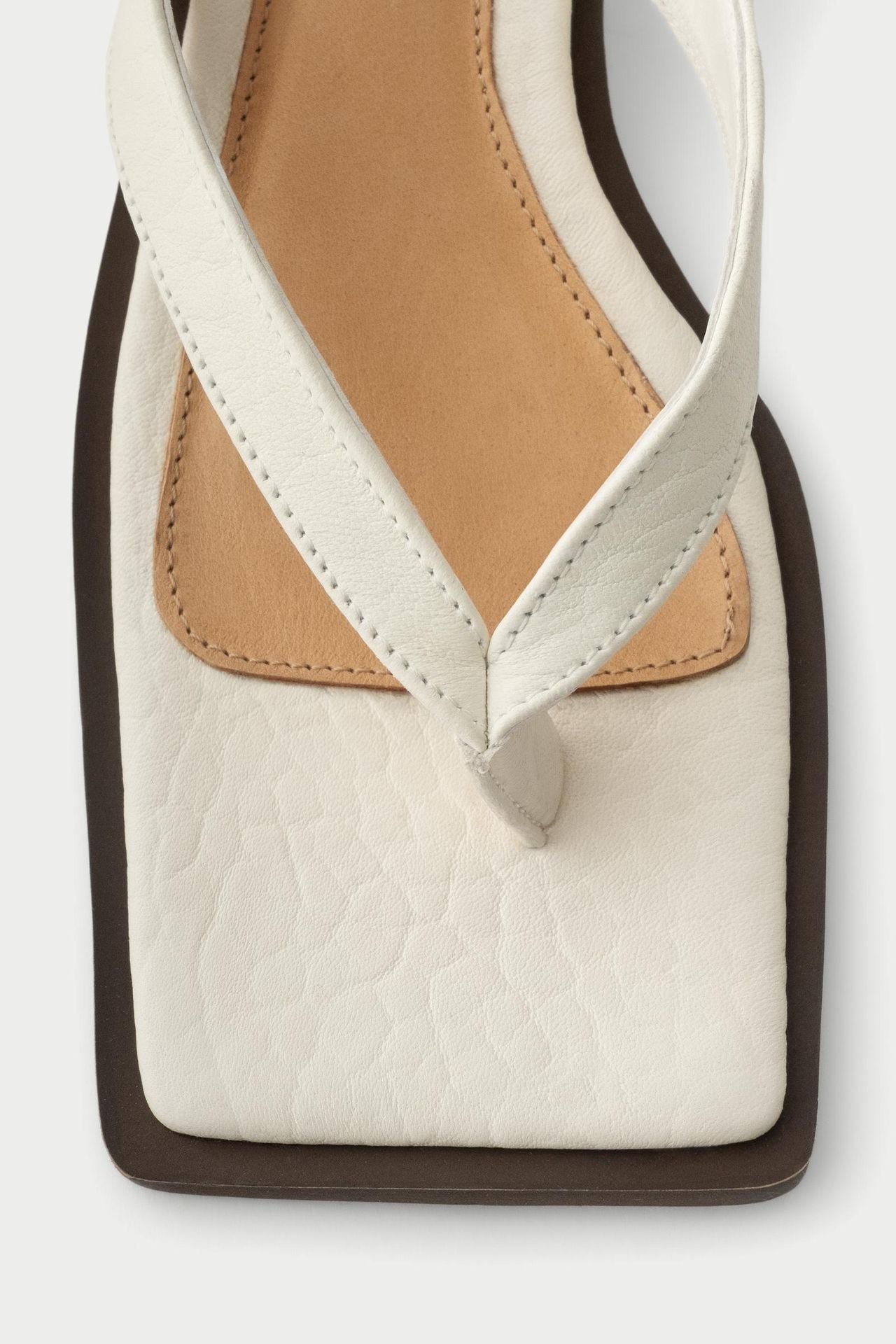Tatami Thongs