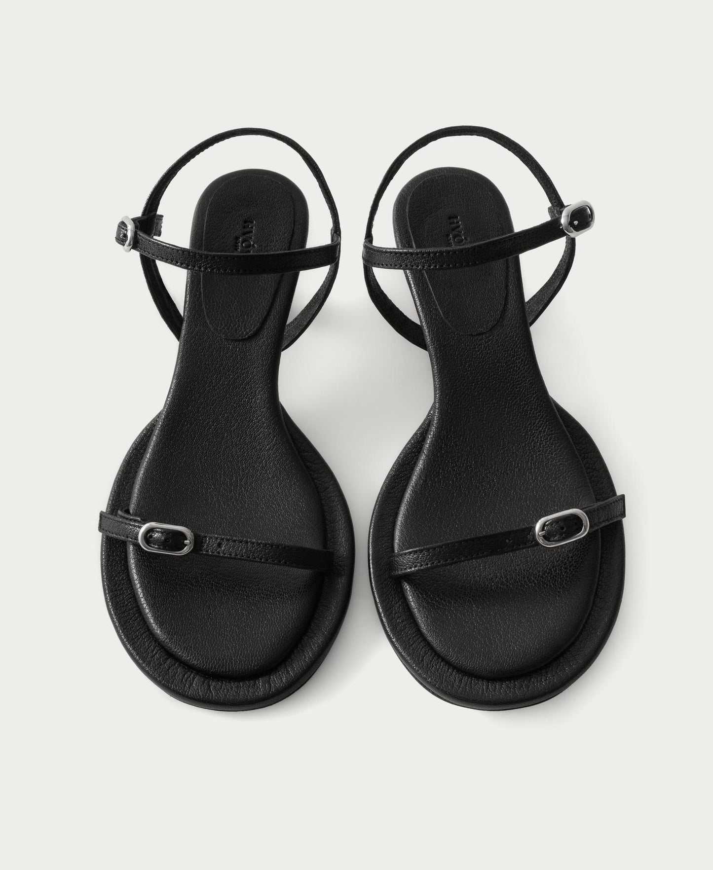 TRACE SANDALS
